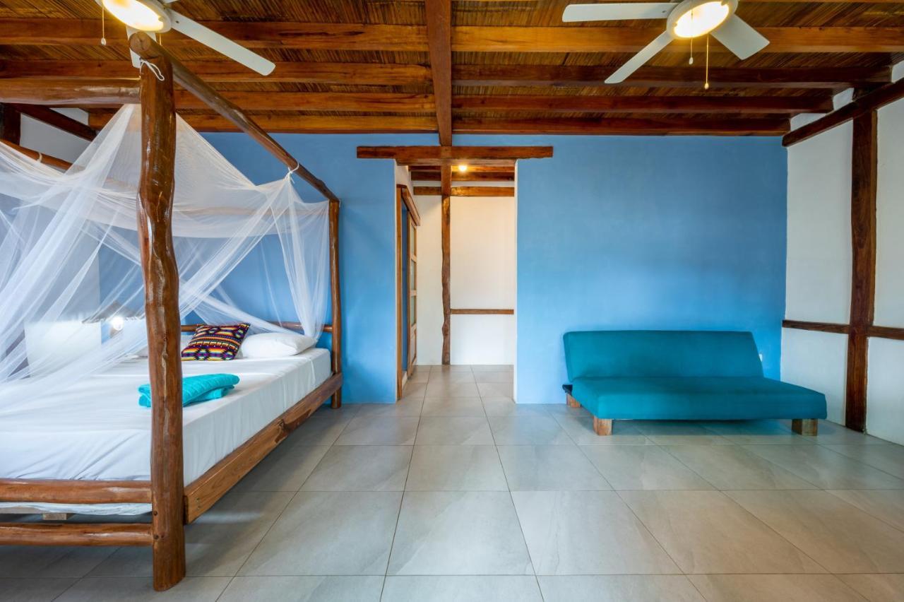 Хостел Casa Del Sol Монтаньита Экстерьер фото